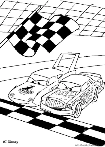 Coloriage Cars : Flash McQueen et Chick Hicks en pleine course vers la ligne d'arrivée avec un drapeau à damier